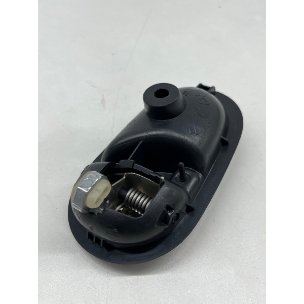 Maçaneta Interna Dianteiro Direito Sendeiro 2015 A 2018