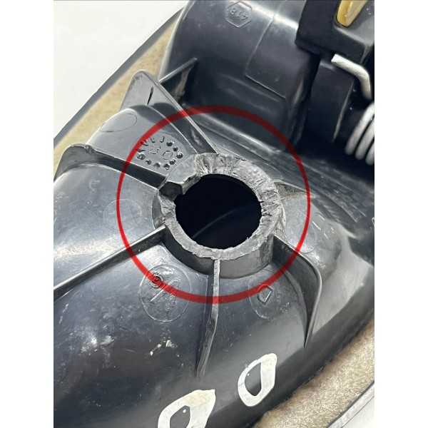 Maçaneta Interna Porta Dian\esq Renault Sinbol 2000 A 2013