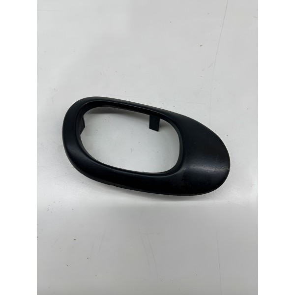 Moldura Maçaneta Dianteira Esquerda Peugeot 207