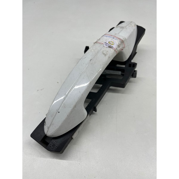 Maçaneta Externa Traseira Esquerda Ford Fiesta  2016.