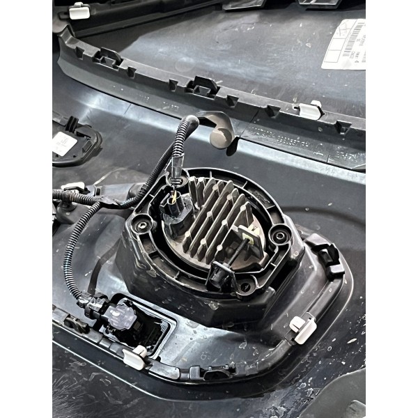 Parachoque Dianteiro Rampage 2023 À 2025