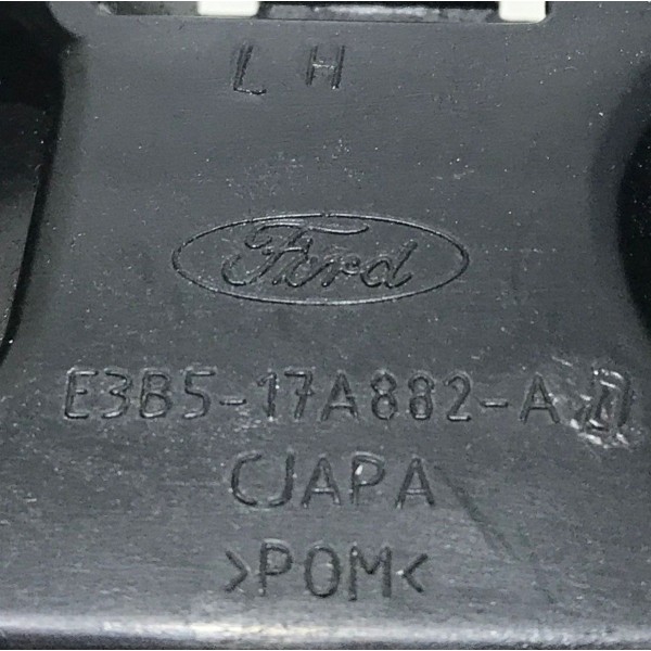 Guia Parachoque Tras\esq Ford Ka Hatch 2015 A 2019