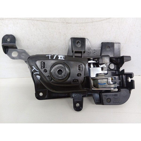 Maçaneta Interna Traseira Esquerda Ram Rampage 2024 A 2025