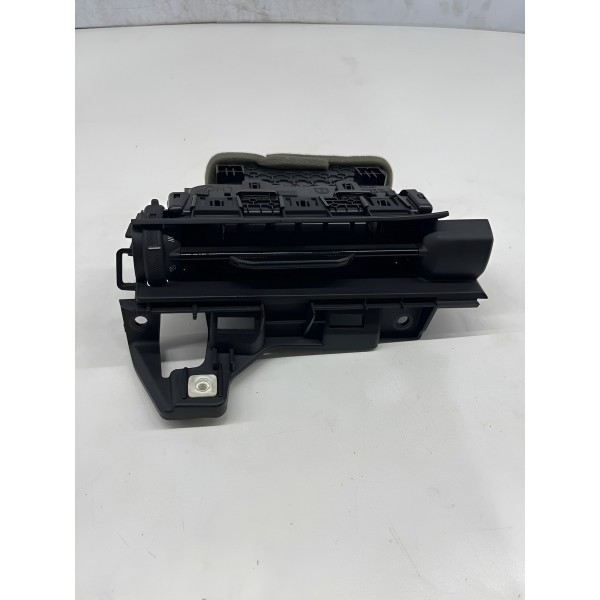 Difusor De Ar Esquerdo Ram Rampage  2024 A 2025