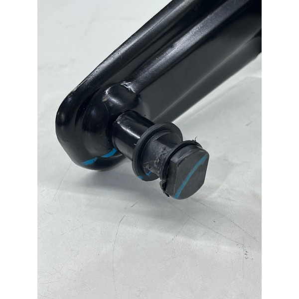 Trava Do Banco Traseiro L. Esquerdo Ram Rampage 2024 A 2025