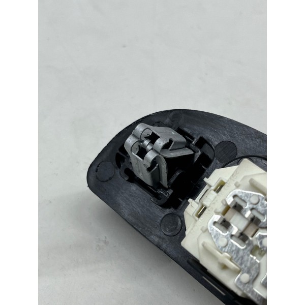 Alça De Teto Traseiro Esquerdo Ram Rampage 2024 A 2025