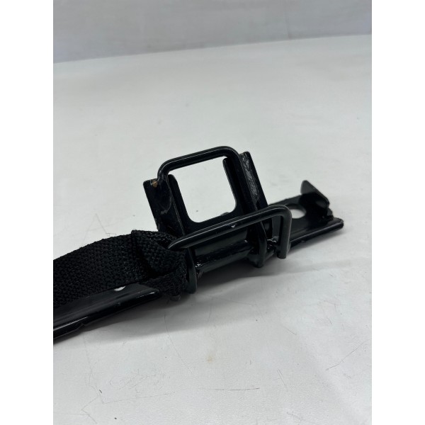 Suporte Trava Banco Traseira Direita Rampage 2024 A 2025