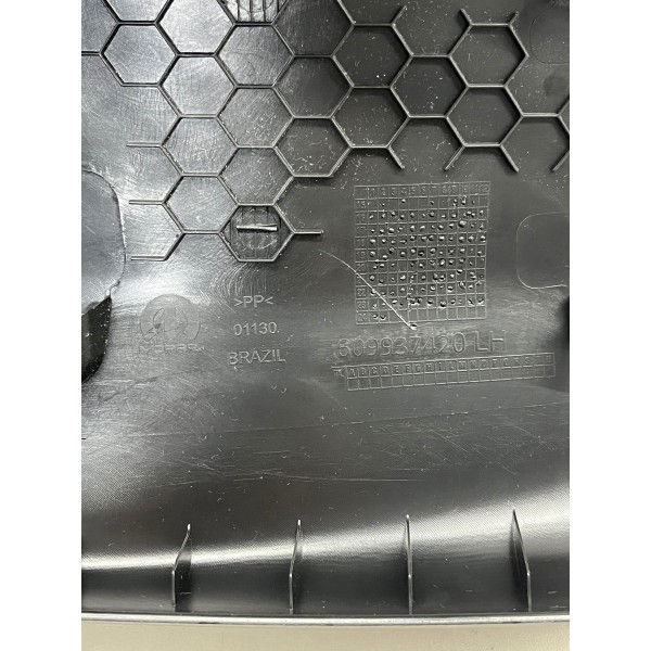 Acabamento Esq Inferior Coluna Cent. Ram Rampage 2024 A 2025