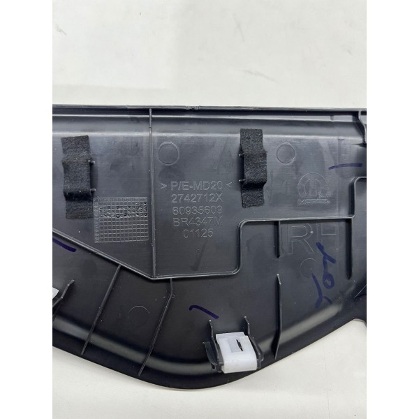 Acabamento Direito Painel Ram Rampage 2024 A 2025