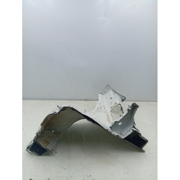 Longarina Esq Volkswagen Polo 2018 A 2024