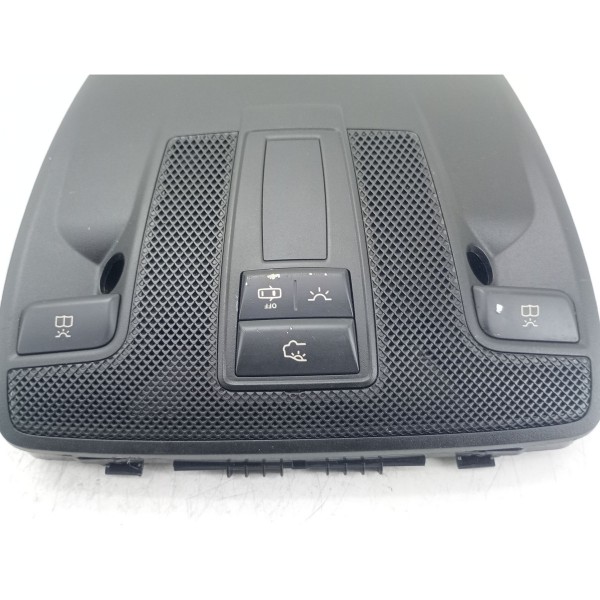 Luz Cortesia Mercedes B200 2015 A 2019