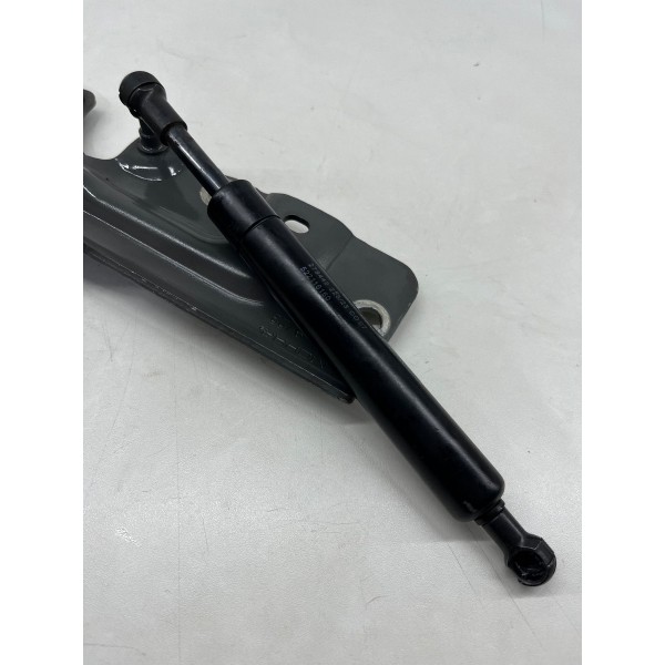 Dobradiça Braço T.d Tampa Traseira Ram Rampage 2024 A 2025