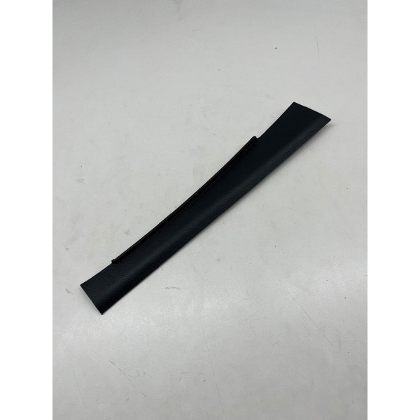 Acabamento Lado Esquerdo Painel Ram Rampage  2024 A 2025