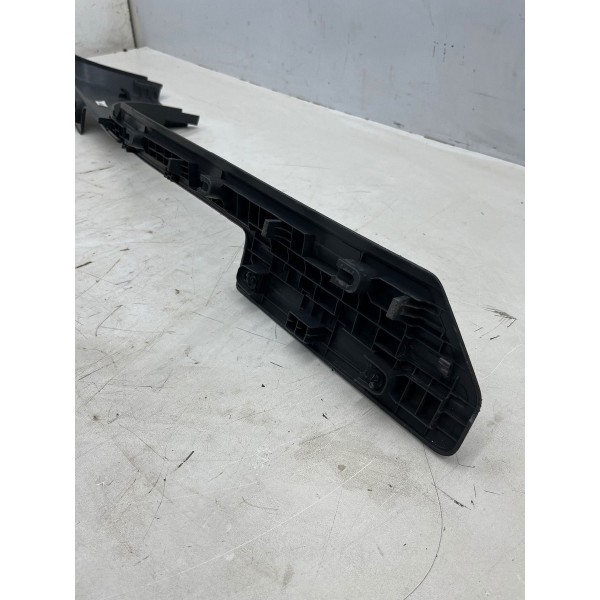 Soleira Porta Dianteira Dir. Volkswagen Amarok 2010 A 2016