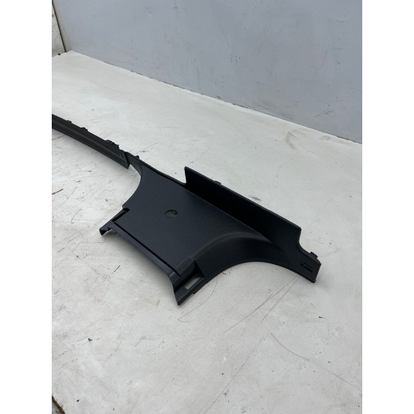 Soleira Esquerda Volkswagen Amarok  2011