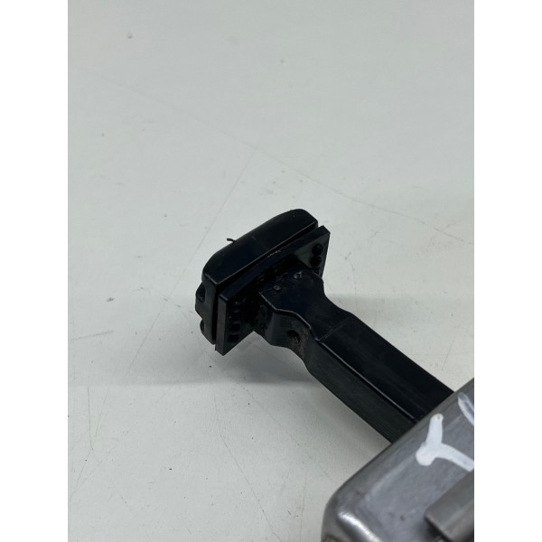 Limitador Porta Traseira Esquerda Chery Tiggo 8 2025