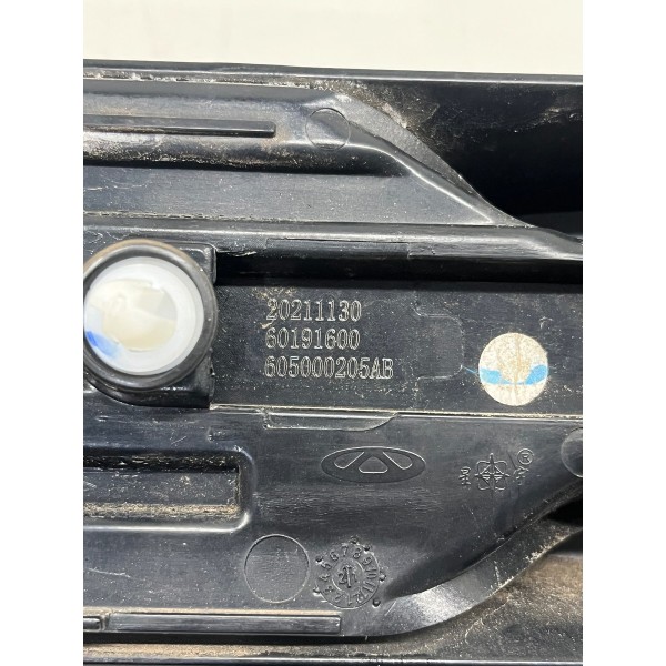 Acabamento Aplique Traseira Central Chery Tiggo 8 Gdi 2024