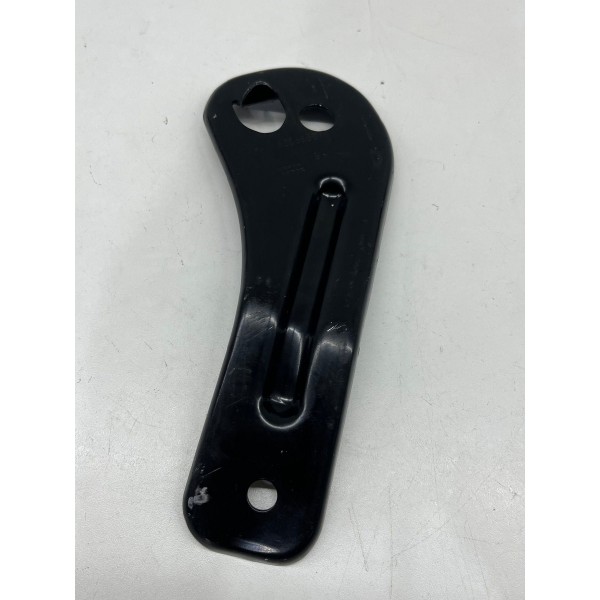 Suporte Esquerdo Ram Rampage 2024 A 2025