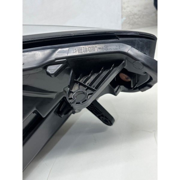 Farol Led Dianteiro Esquerdo Chery Tiggo 8 Pro 2025