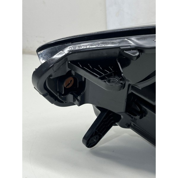 Farol Led Dianteiro Direito Chery Tiggo 8 Pro 2025