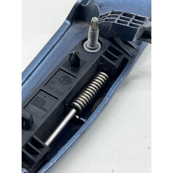 Maçaneta Externa Traseira Esq. Chevrolet Prisma 2017 A 2020