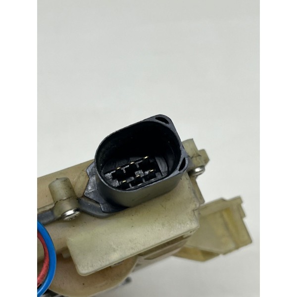 Fechadura Traseiro Direito Volkswagen Golf  1998 A 2005