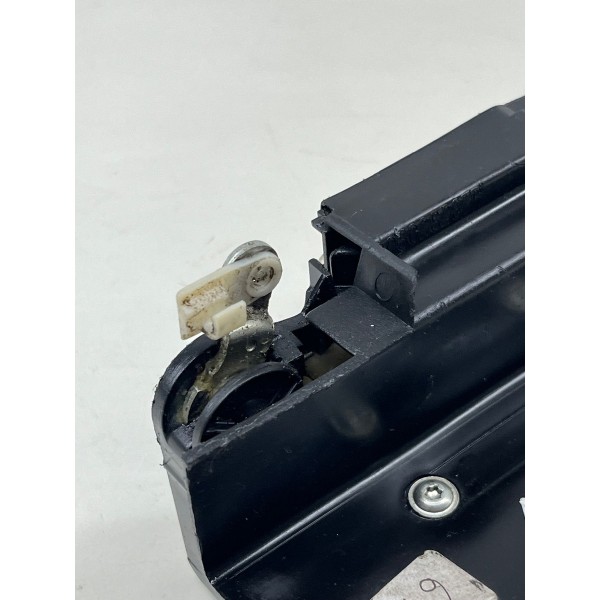 Fechadura Diant. Dir. Renault  Sandero 2015 A 2020