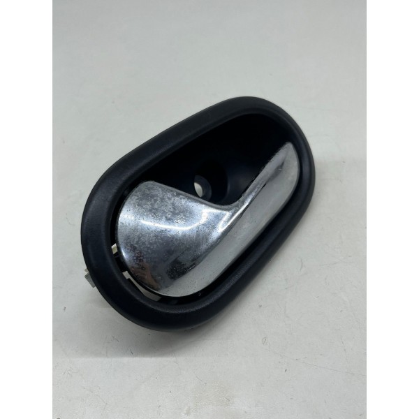 Maçaneta Interna Lado Esquerdo Renault Logan 2015 A 2019