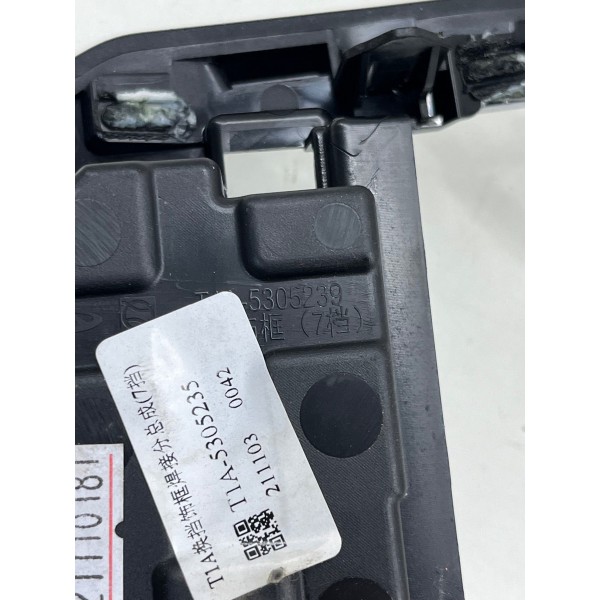 Moldura Superior Console Central Chery Tiggo 8 Pro 2025