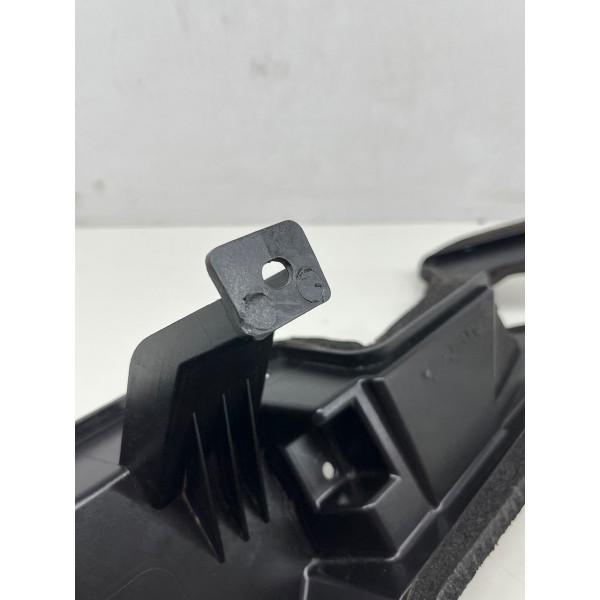 Defletor Direito Radiador Chery Tiggo 8 Pro 2025