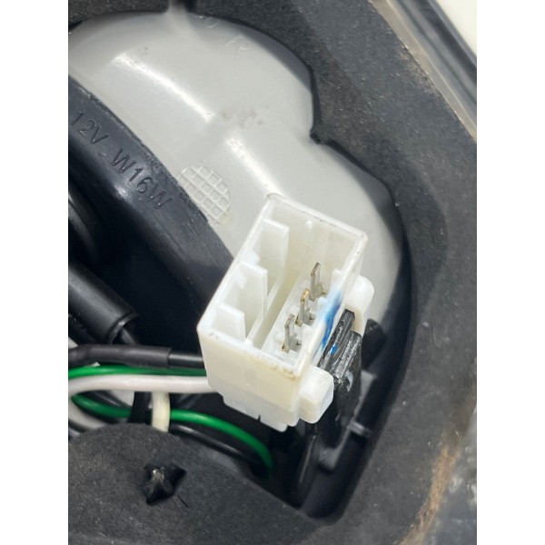 Lanterna Porta Malas Led Direito Chery Tiggo 8 Pro 2025