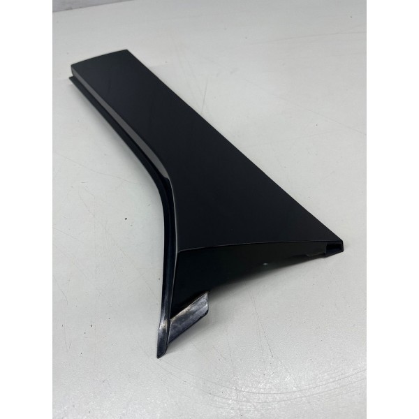 Aplique Esquerdo Tampa Traseira Chery Tiggo 8 Pro 2025