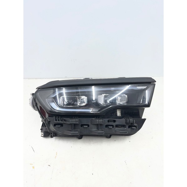 Farol Dianteiro Direito Led Rampage 2023 A 2025 2023a2025 Direito/passageiro