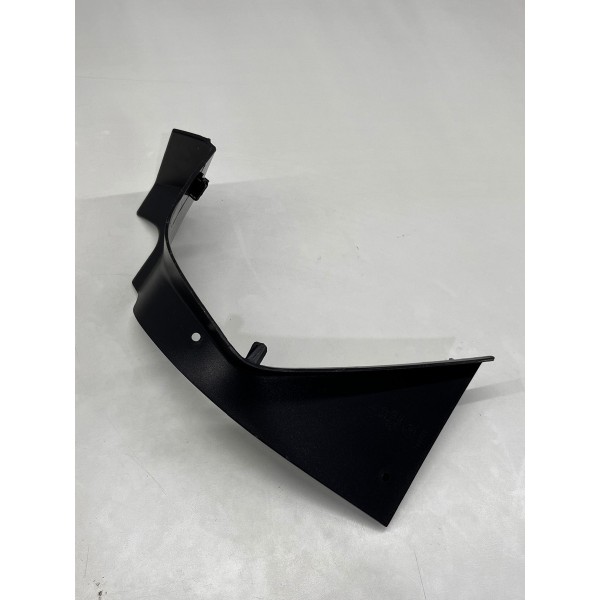 Acabamento Moldura Lanterna Esquerda Polo 2018 A 2020