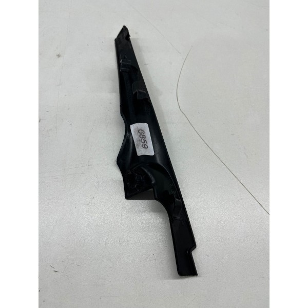 Acabamento Direito Churrasqueira Renault Sandero 2015