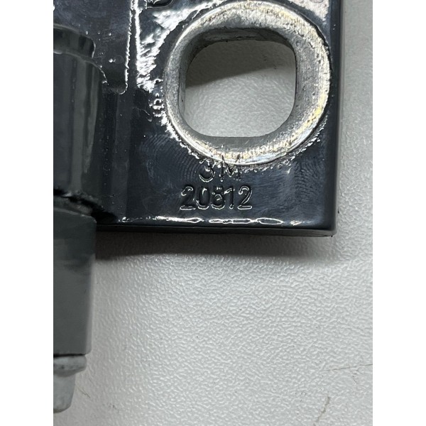 Dobradiça Porta T.e Ram Rampage  2025