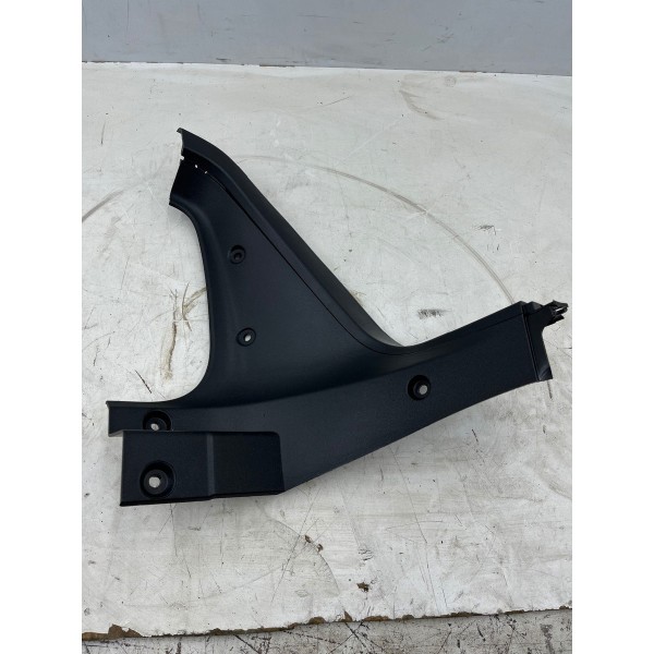 Acabamento Traseiro Direito Caçamba Ram Rampage 2025