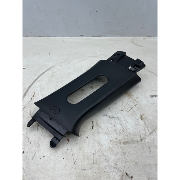 Acabamento Coluna Superior Direita Ram Rampage 2025