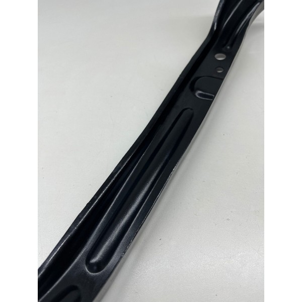 Travessa Superior Direita Chery Tiggo 8 Pro 2025