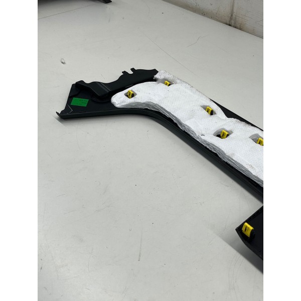 Acabamento Esquerdo Console Chery Tiggo 8 Pro 2025