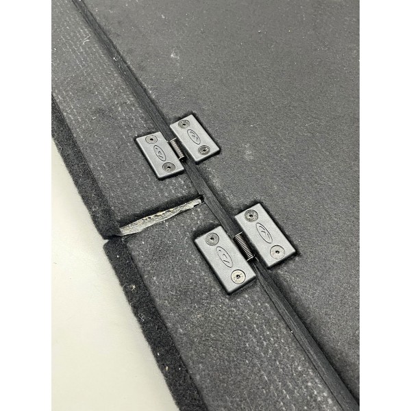 Tampão Inferior Porta Malas Chery Tiggo 8 Pro 2025