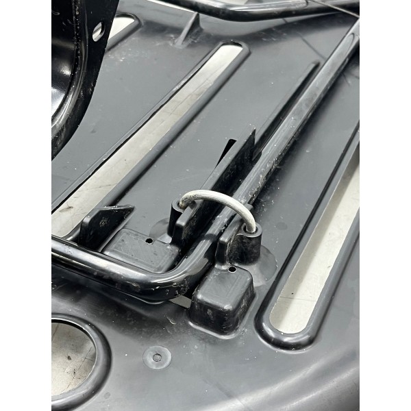 Suporte Pneu Stepe Ram Rampage 2024 A 2025