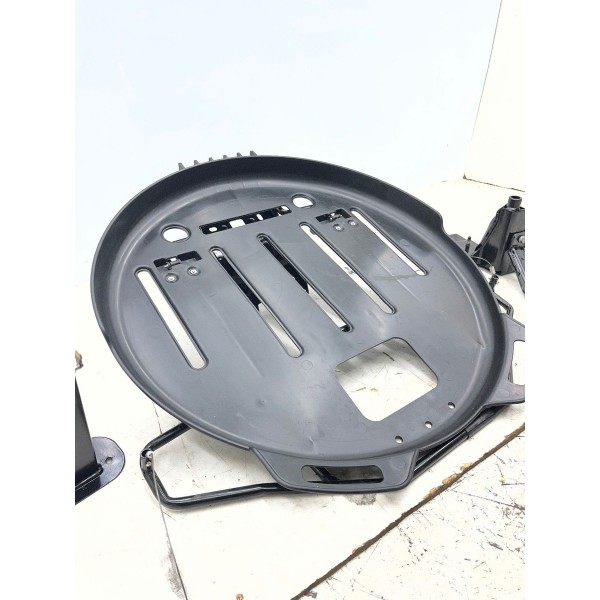 Suporte Pneu Stepe Ram Rampage 2024 A 2025