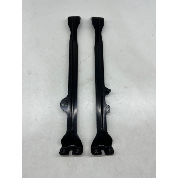 Suporte Painel Frontal Esquerdo E Direito Rampage 23/24