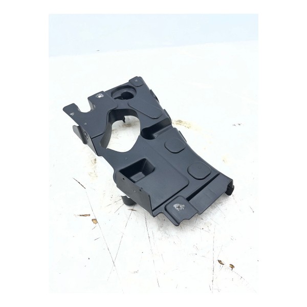 Suporte Da Moldura Coluna Traseira Rampage 2024 A 2025