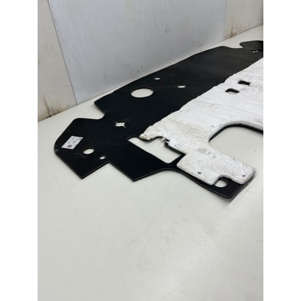 Manta Corta Fogo Painel Chery Tiggo 8 Pro 2025 2025 Preto