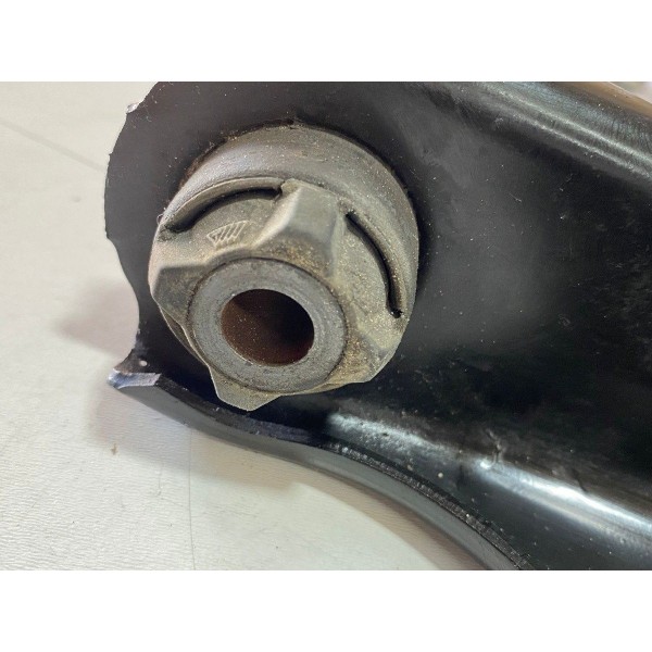 Bandeja Lado Direito Renault Sandero 2016