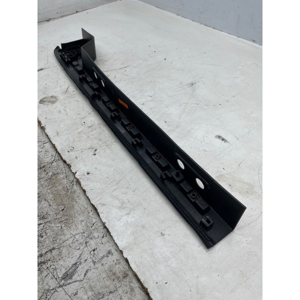 Moldura Tampa Caçamba Lado Esquerdo Ram Rampage 2025