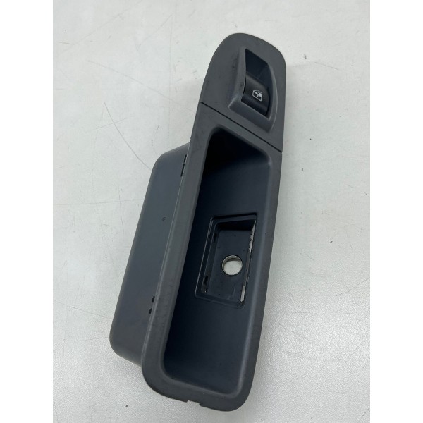 Moldura Botão Vidro Tras Dir Fiat Grand Siena 2012 A 2018