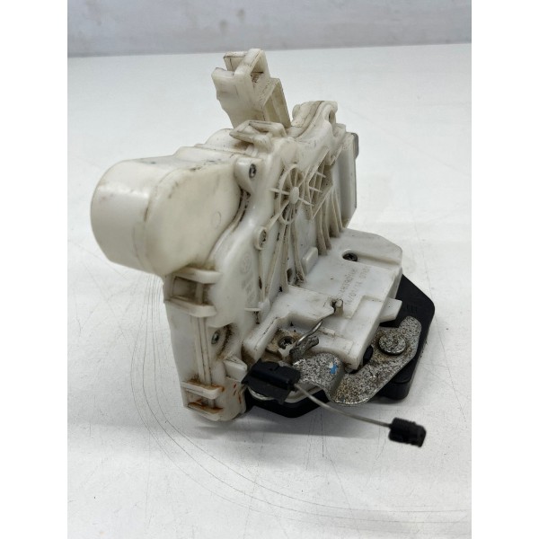 Fechadura Elet. Tras. Dir. Volkswagen  Voyage 2009 A 2016